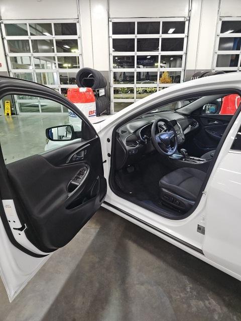 used 2021 Chevrolet Malibu car, priced at $13,915