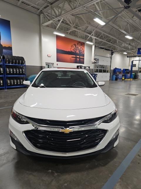 used 2021 Chevrolet Malibu car, priced at $13,915