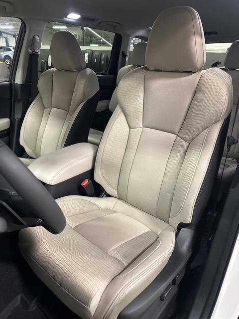 new 2025 Subaru Ascent car, priced at $42,429