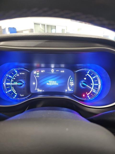 used 2022 Chrysler Pacifica Hybrid car, priced at $29,229