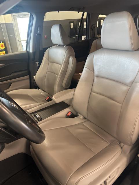 used 2021 Honda Pilot car, priced at $26,566