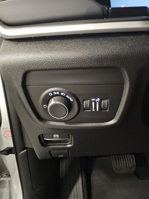 used 2024 Jeep Grand Cherokee L car, priced at $28,148