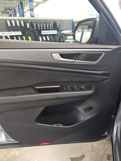 used 2024 Volkswagen Atlas Cross Sport car, priced at $32,000