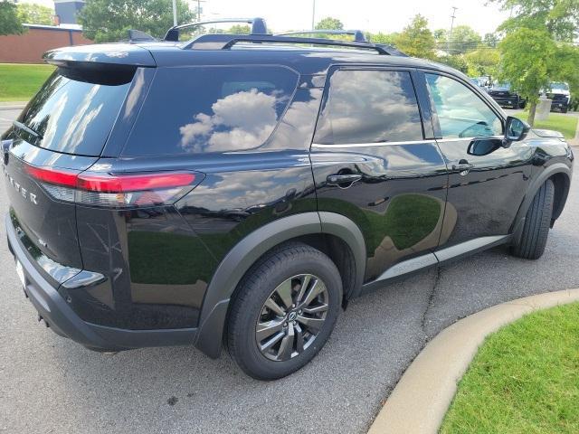 used 2022 Nissan Pathfinder car, priced at $25,936