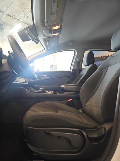 used 2023 Kia Sportage Hybrid car, priced at $19,985