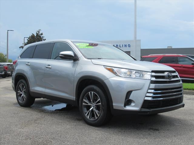 used 2019 Toyota Highlander car, priced at $18,383