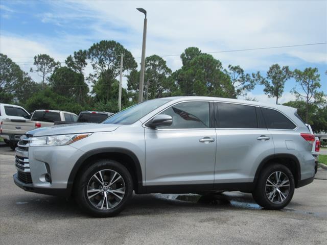 used 2019 Toyota Highlander car, priced at $18,383