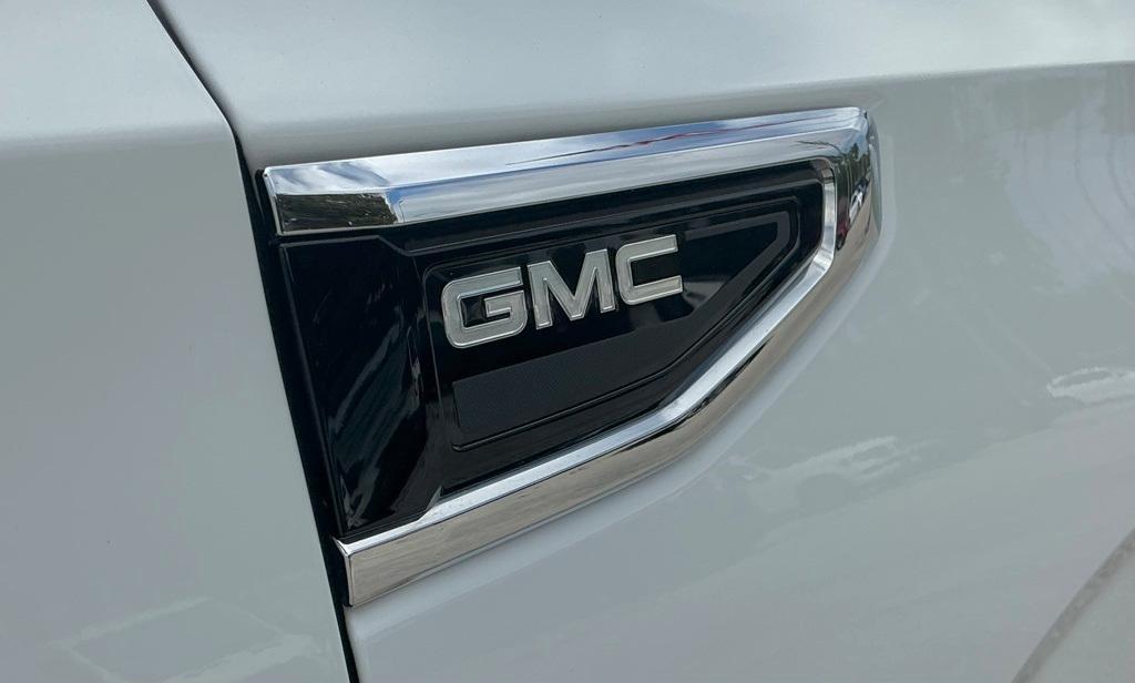 used 2022 GMC Yukon car, priced at $47,898