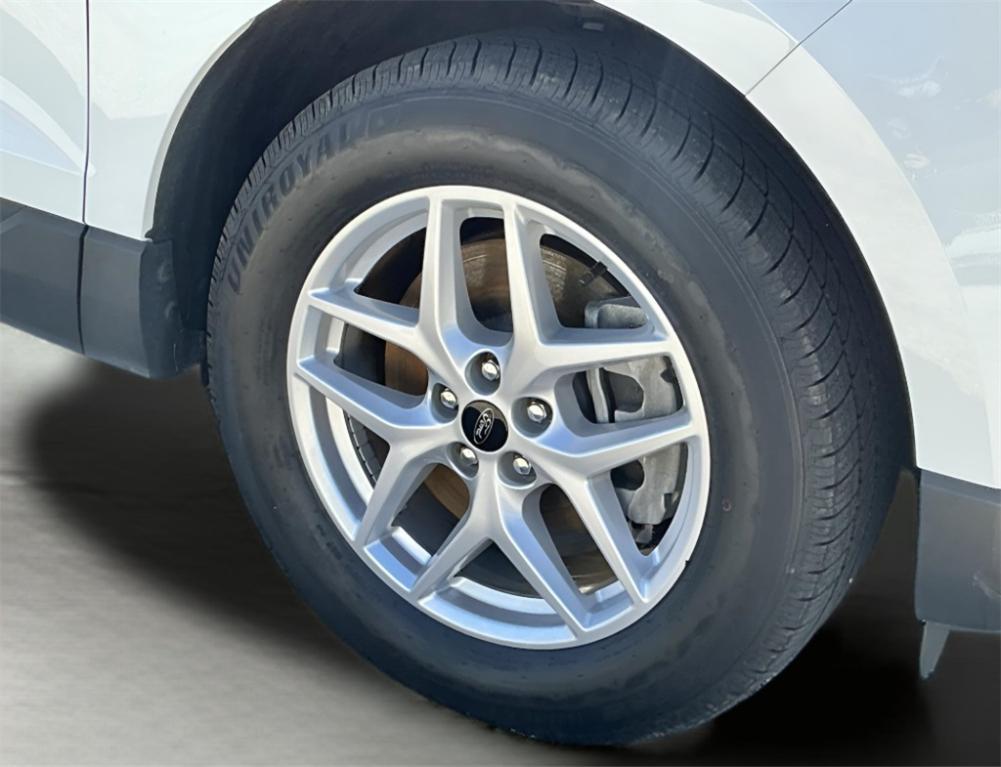 used 2024 Ford Edge car, priced at $22,495