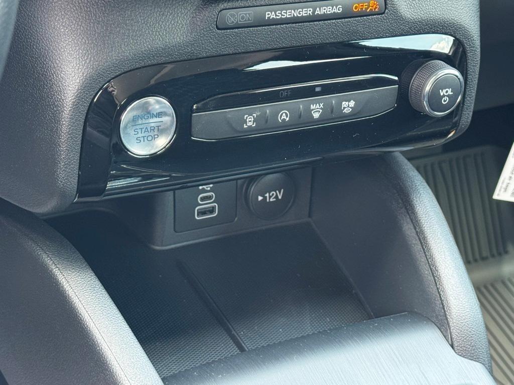 new 2025 Ford Escape car, priced at $27,305