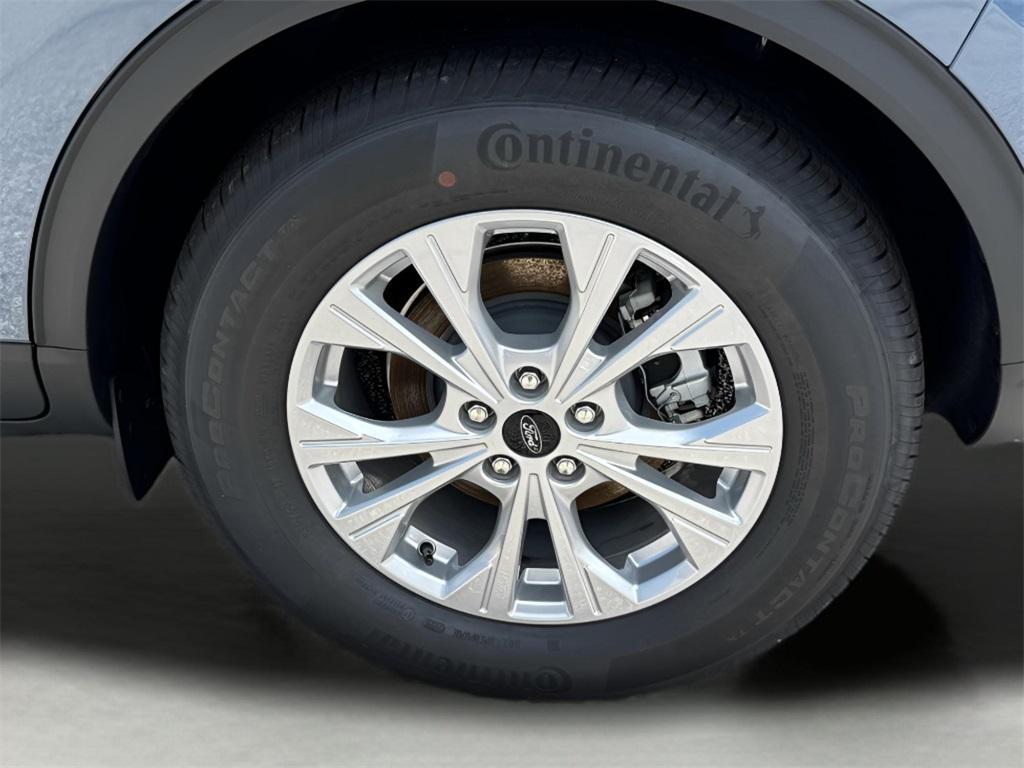 new 2025 Ford Escape car, priced at $27,305
