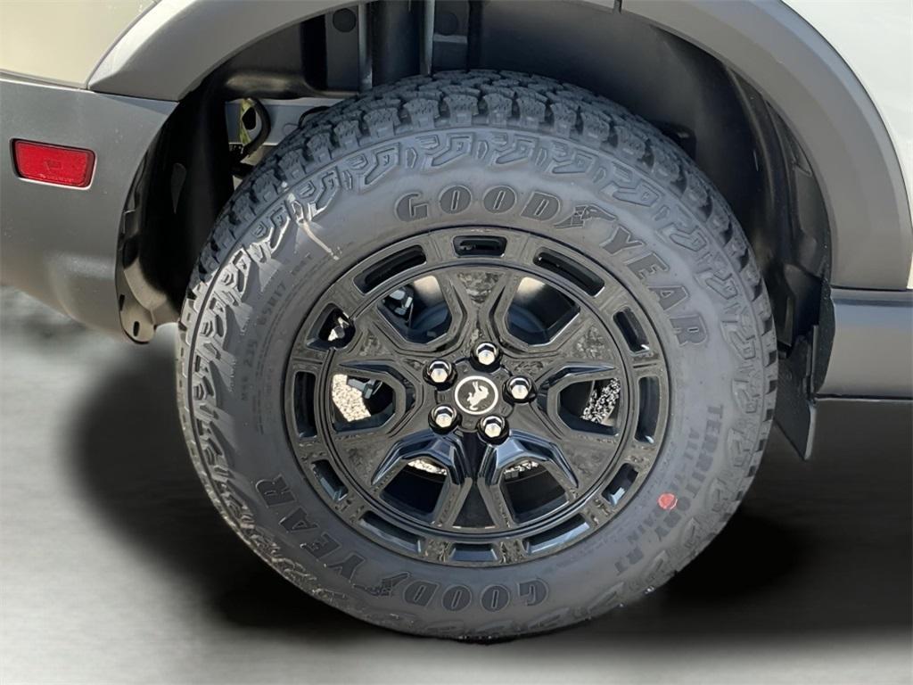 new 2025 Ford Bronco Sport car, priced at $39,956