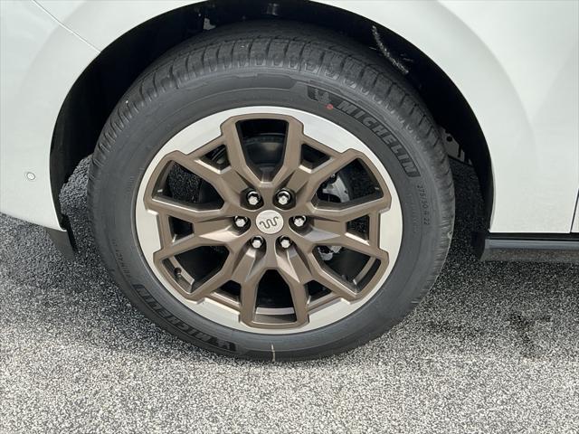 new 2025 Ford Expedition car, priced at $84,017