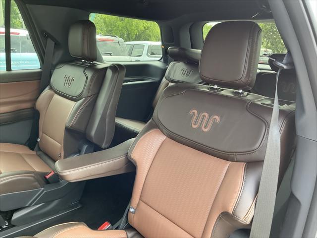 new 2025 Ford Expedition car, priced at $84,017