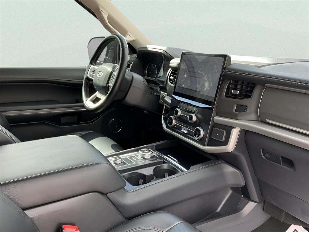 used 2024 Ford Expedition car, priced at $44,988