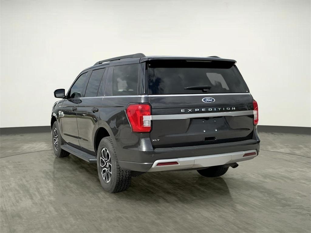 used 2024 Ford Expedition car, priced at $44,988