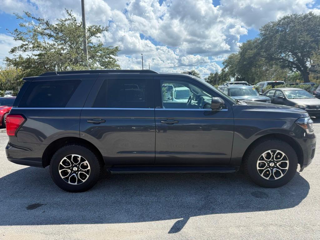 used 2024 Ford Expedition car, priced at $46,354