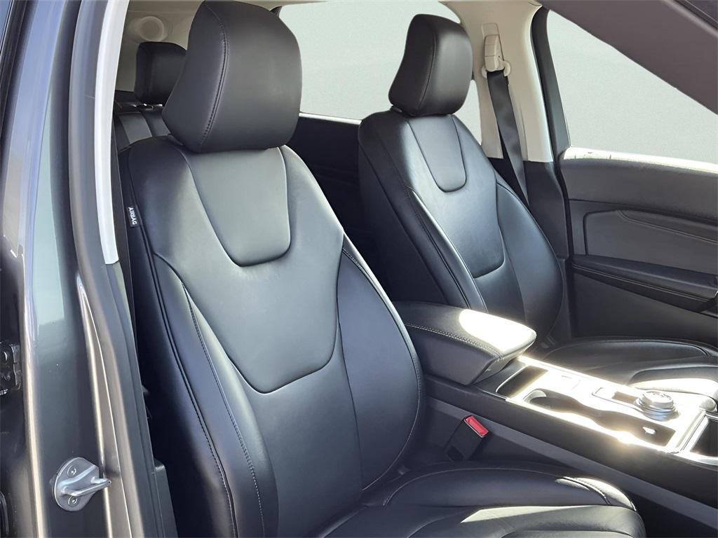 used 2022 Ford Edge car, priced at $21,995