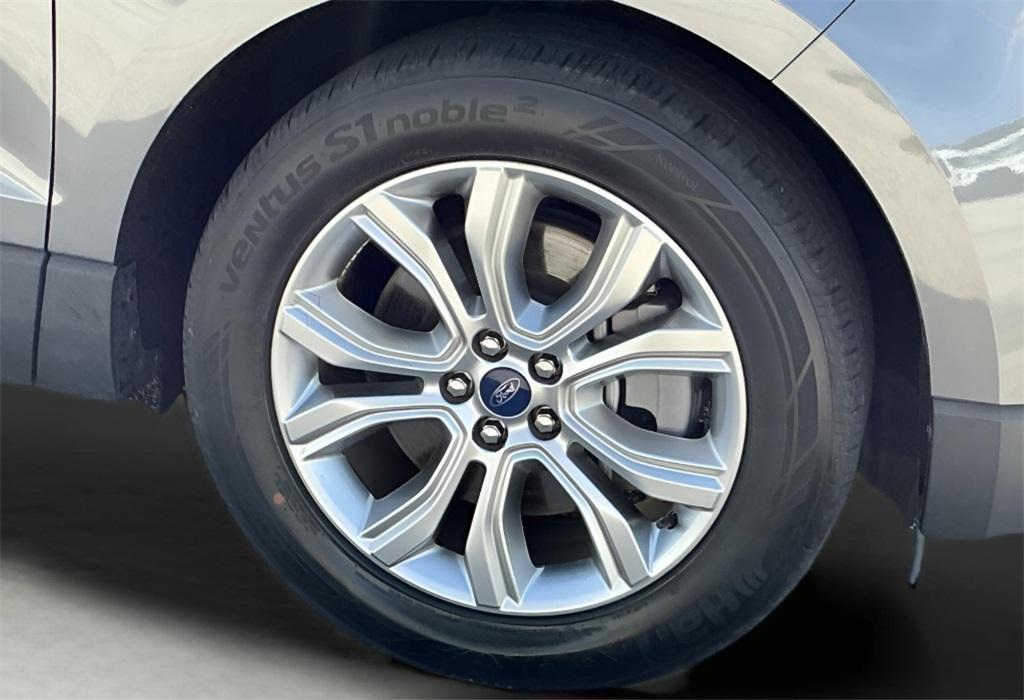 used 2022 Ford Edge car, priced at $21,995
