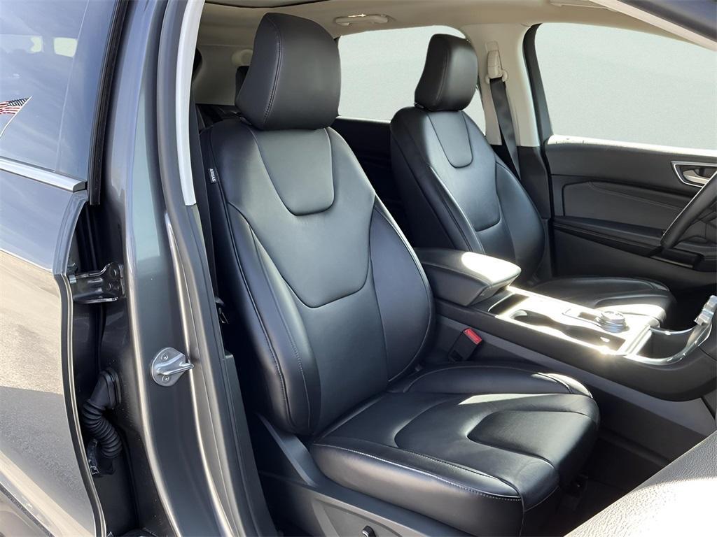 used 2022 Ford Edge car, priced at $21,995