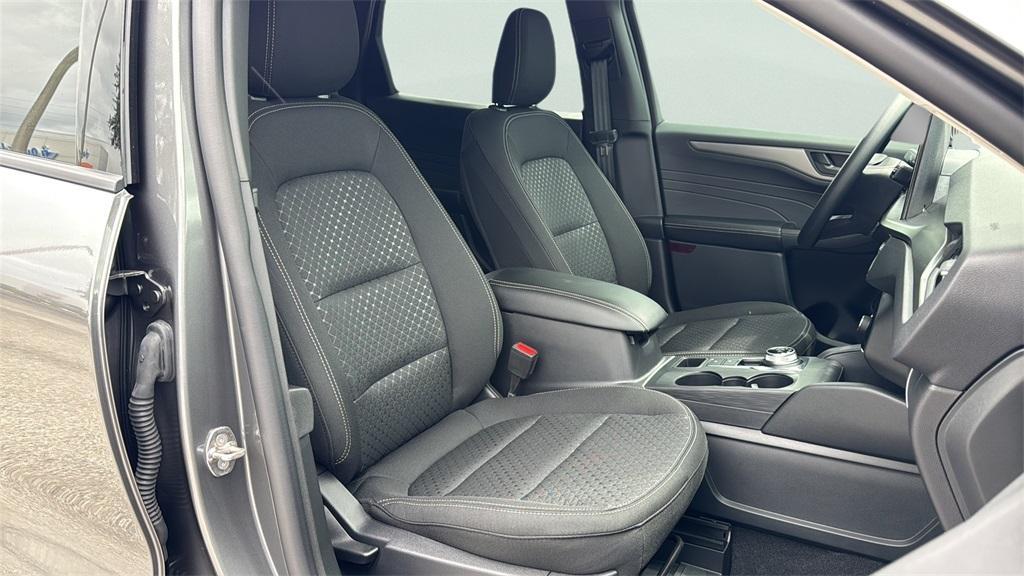 new 2025 Ford Escape car, priced at $27,117