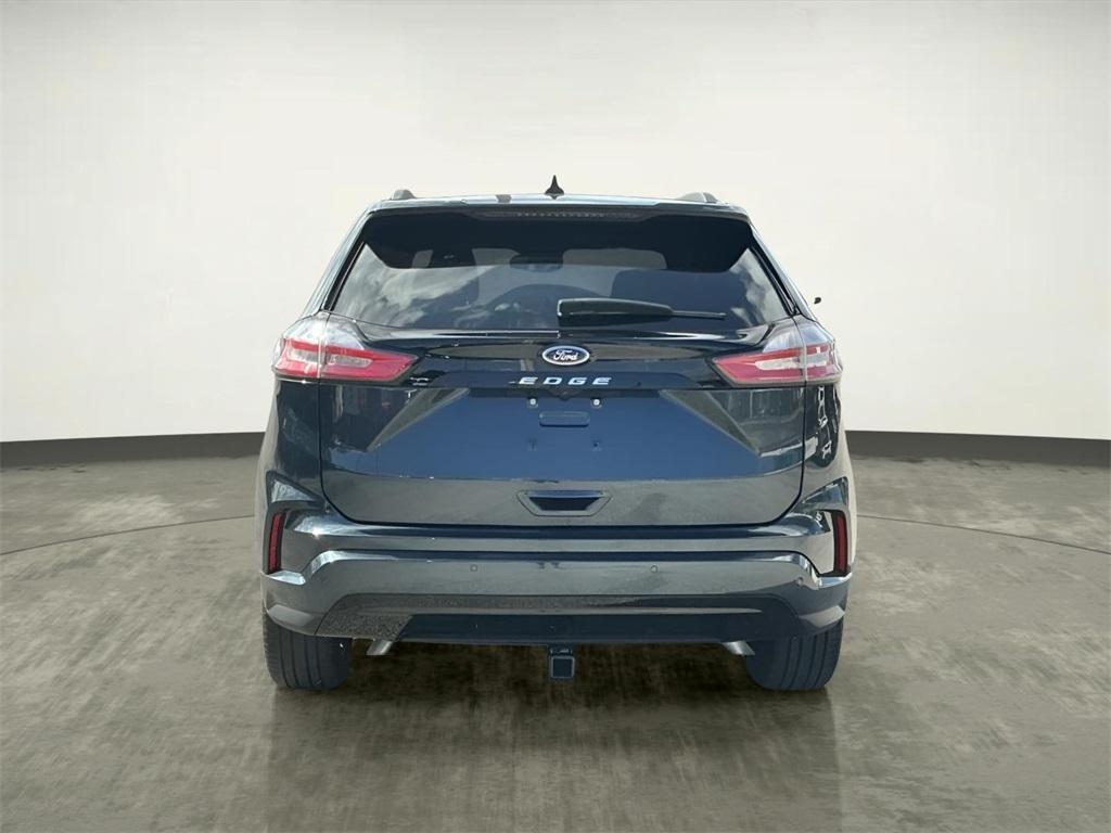 used 2024 Ford Edge car, priced at $34,328