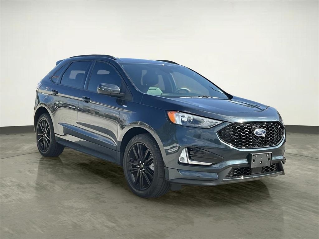 used 2024 Ford Edge car, priced at $34,328