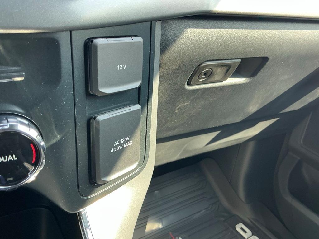 new 2025 Ford F-150 car, priced at $49,968