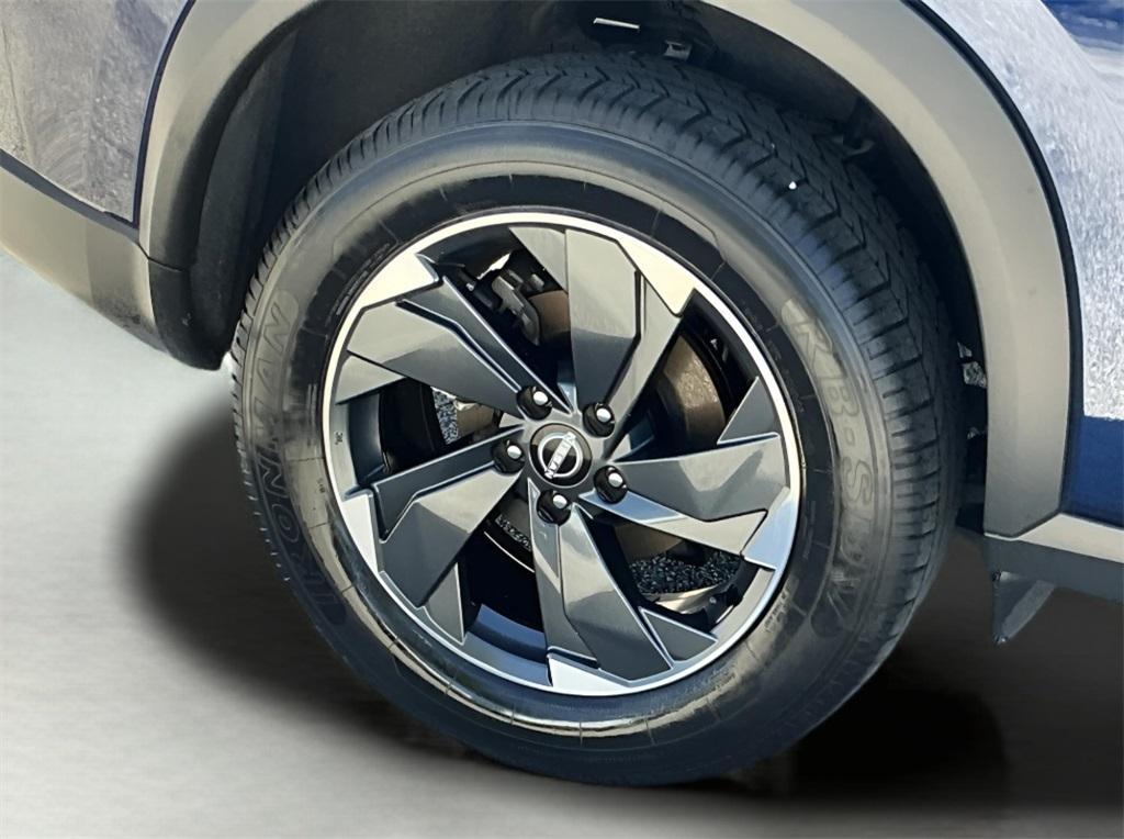 used 2024 Nissan Rogue car, priced at $20,497