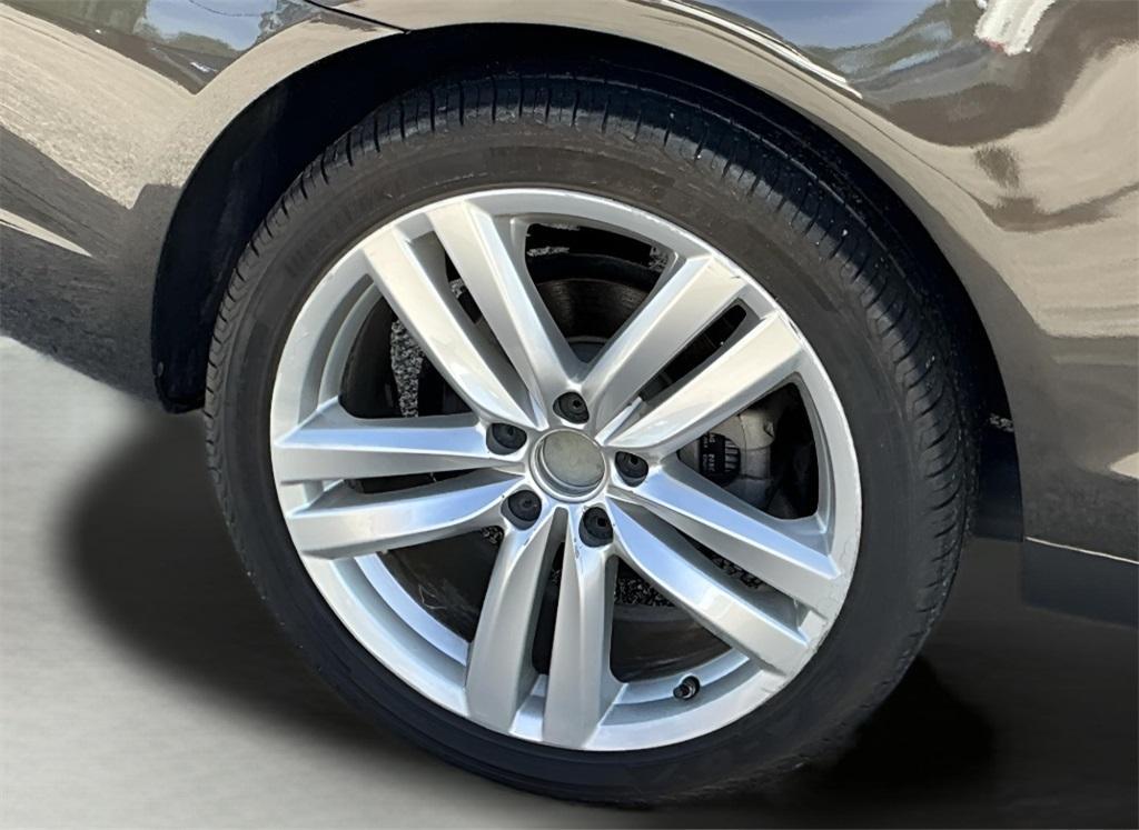 used 2015 Volkswagen Eos car, priced at $8,500