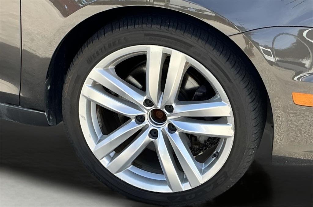 used 2015 Volkswagen Eos car, priced at $8,500