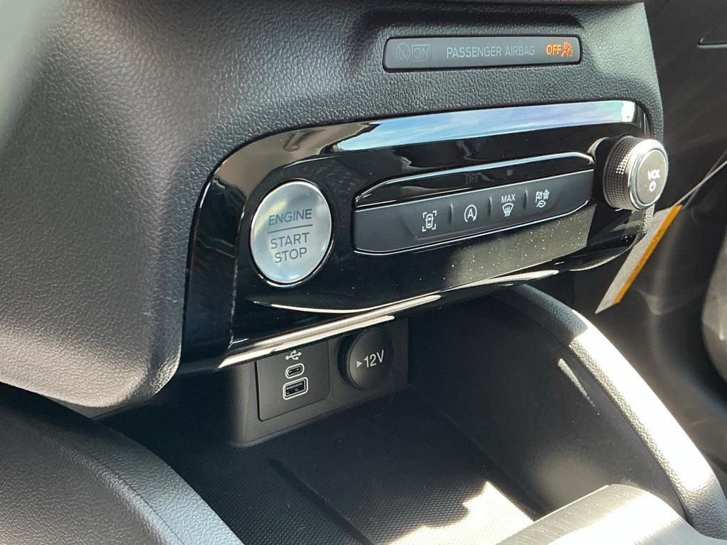 new 2025 Ford Escape car, priced at $25,806