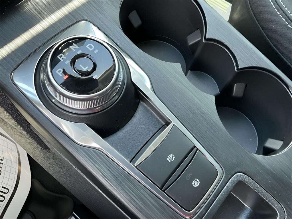 new 2025 Ford Escape car, priced at $25,806