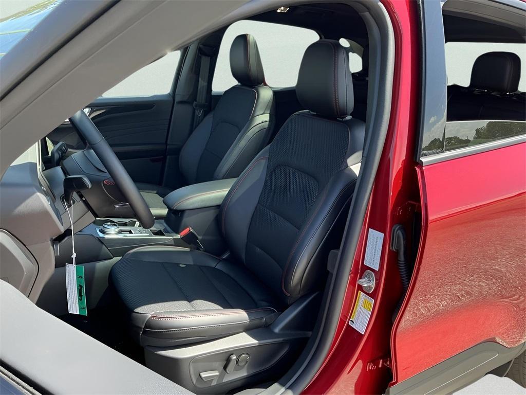 new 2025 Ford Escape car, priced at $30,108