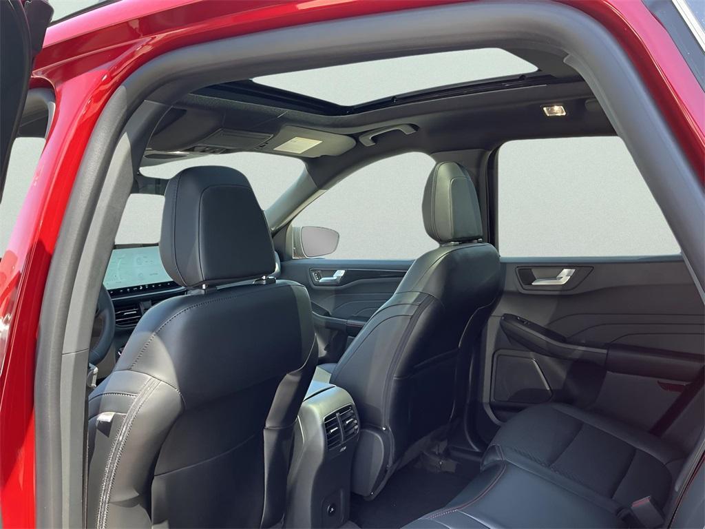 new 2025 Ford Escape car, priced at $30,108
