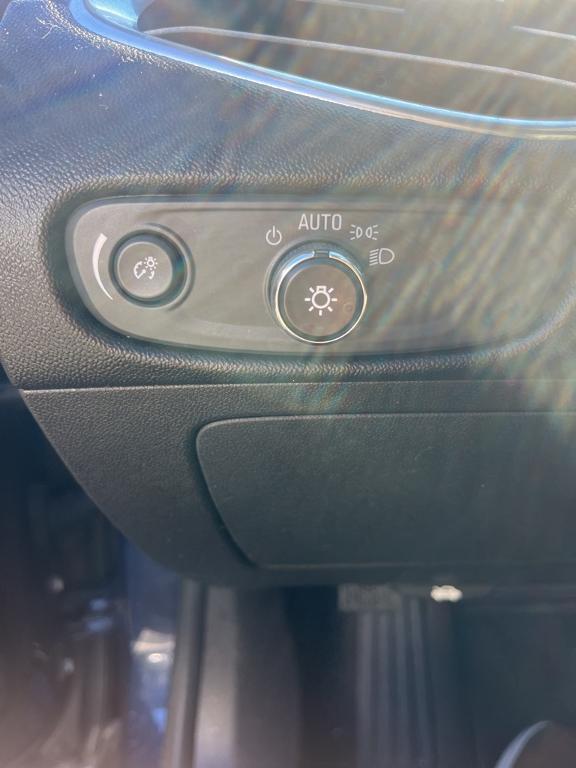 used 2017 Chevrolet Malibu car, priced at $13,995