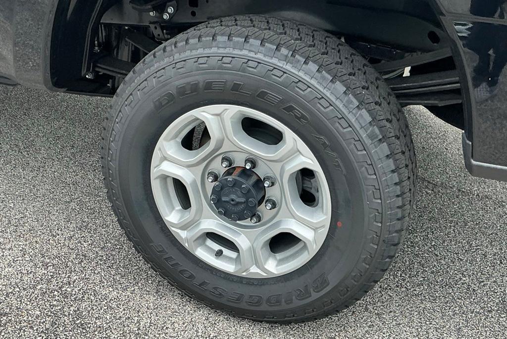 new 2025 Ford F-250 car, priced at $52,797