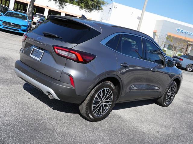 new 2025 Ford Escape car, priced at $37,895