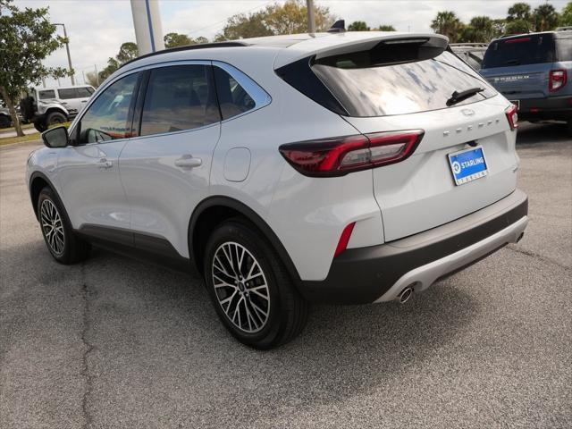 new 2025 Ford Escape car, priced at $40,490