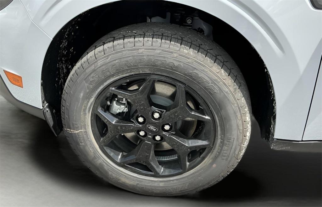 new 2025 Ford Maverick car, priced at $32,037