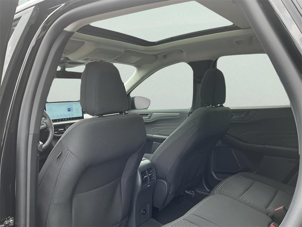 new 2025 Ford Escape car, priced at $28,240