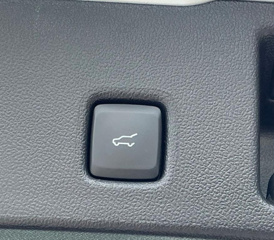 new 2025 Ford Escape car, priced at $28,644