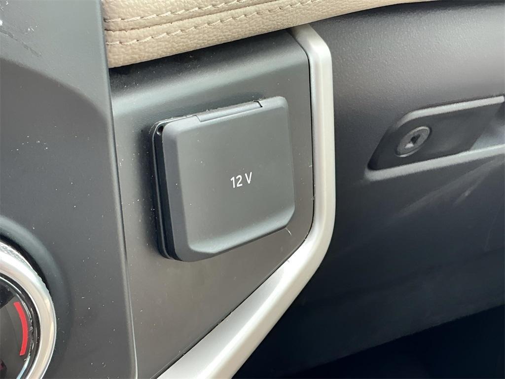 used 2024 Ford Expedition Max car, priced at $45,981