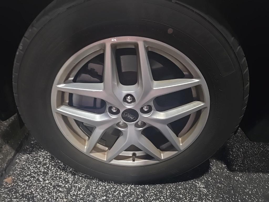 used 2023 Ford Edge car, priced at $22,999