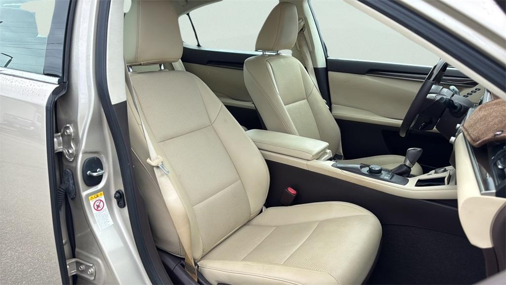 used 2016 Lexus ES 350 car, priced at $19,850
