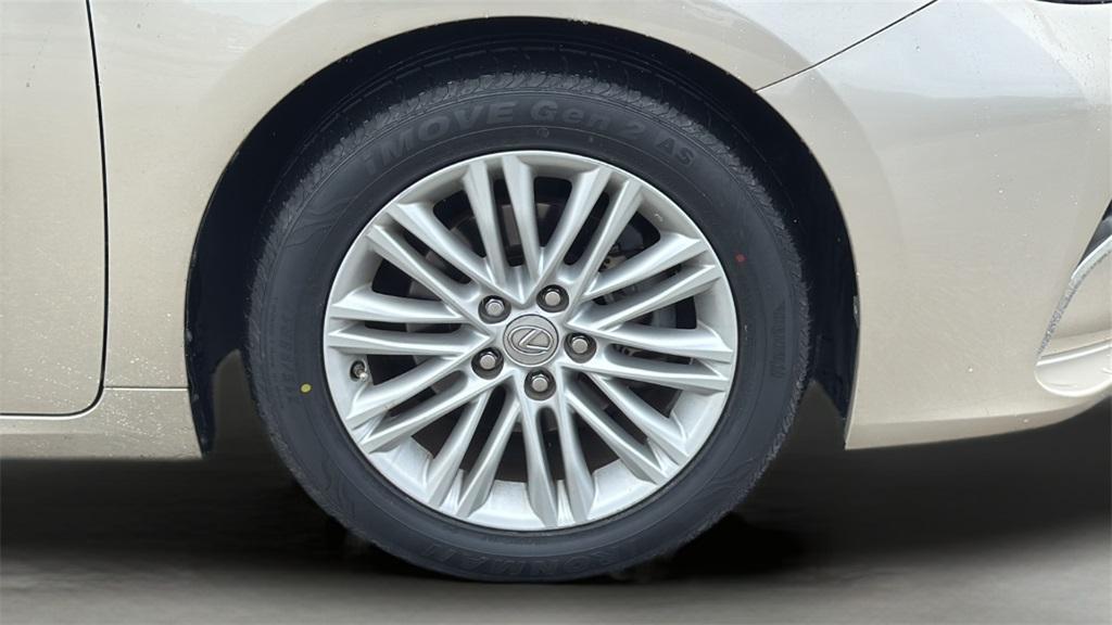 used 2016 Lexus ES 350 car, priced at $19,850