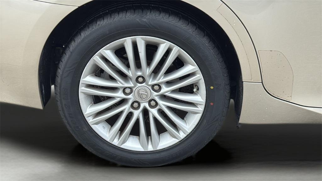 used 2016 Lexus ES 350 car, priced at $19,850