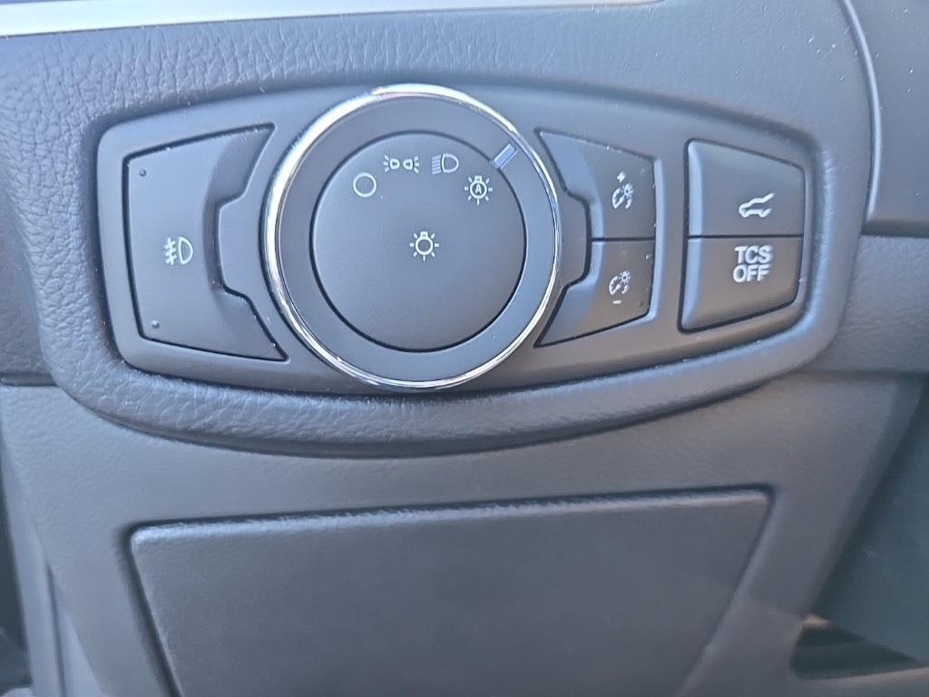 used 2024 Ford Edge car, priced at $31,825