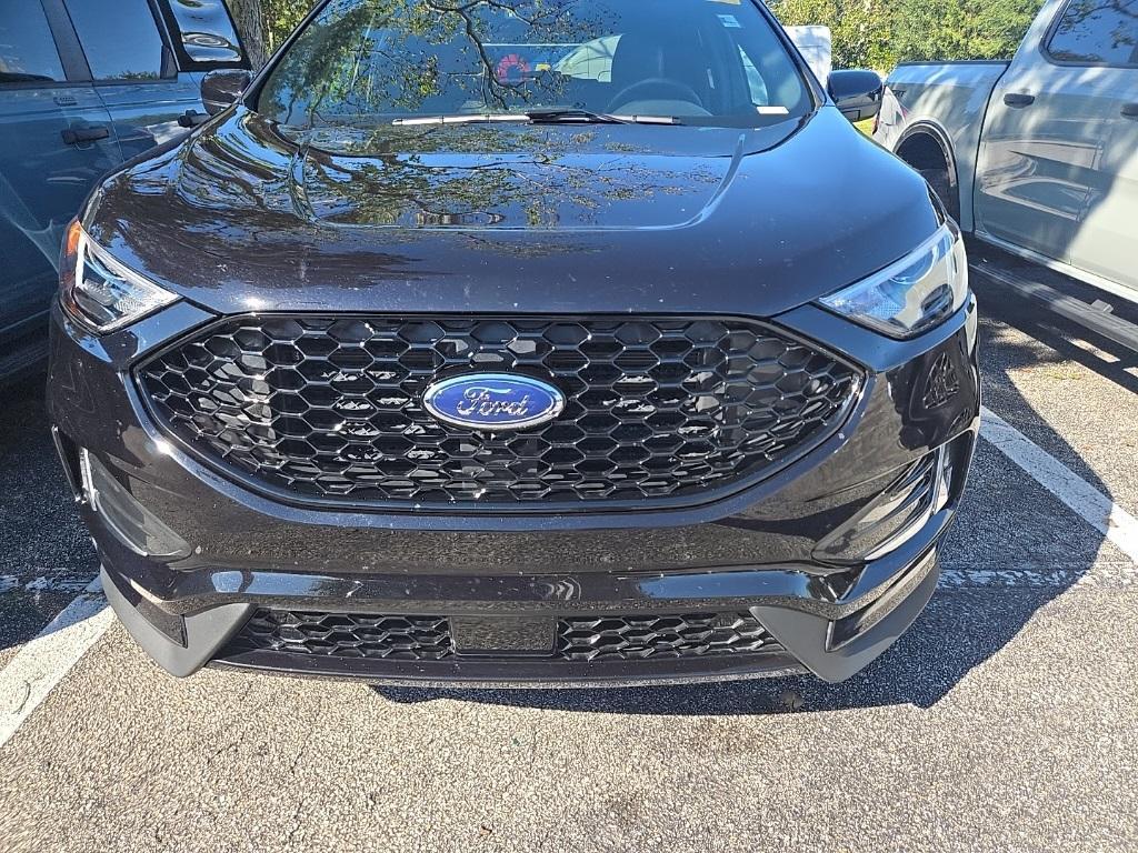 used 2024 Ford Edge car, priced at $31,825