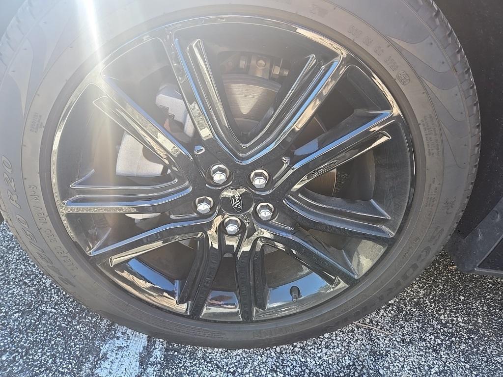 used 2024 Ford Edge car, priced at $31,825